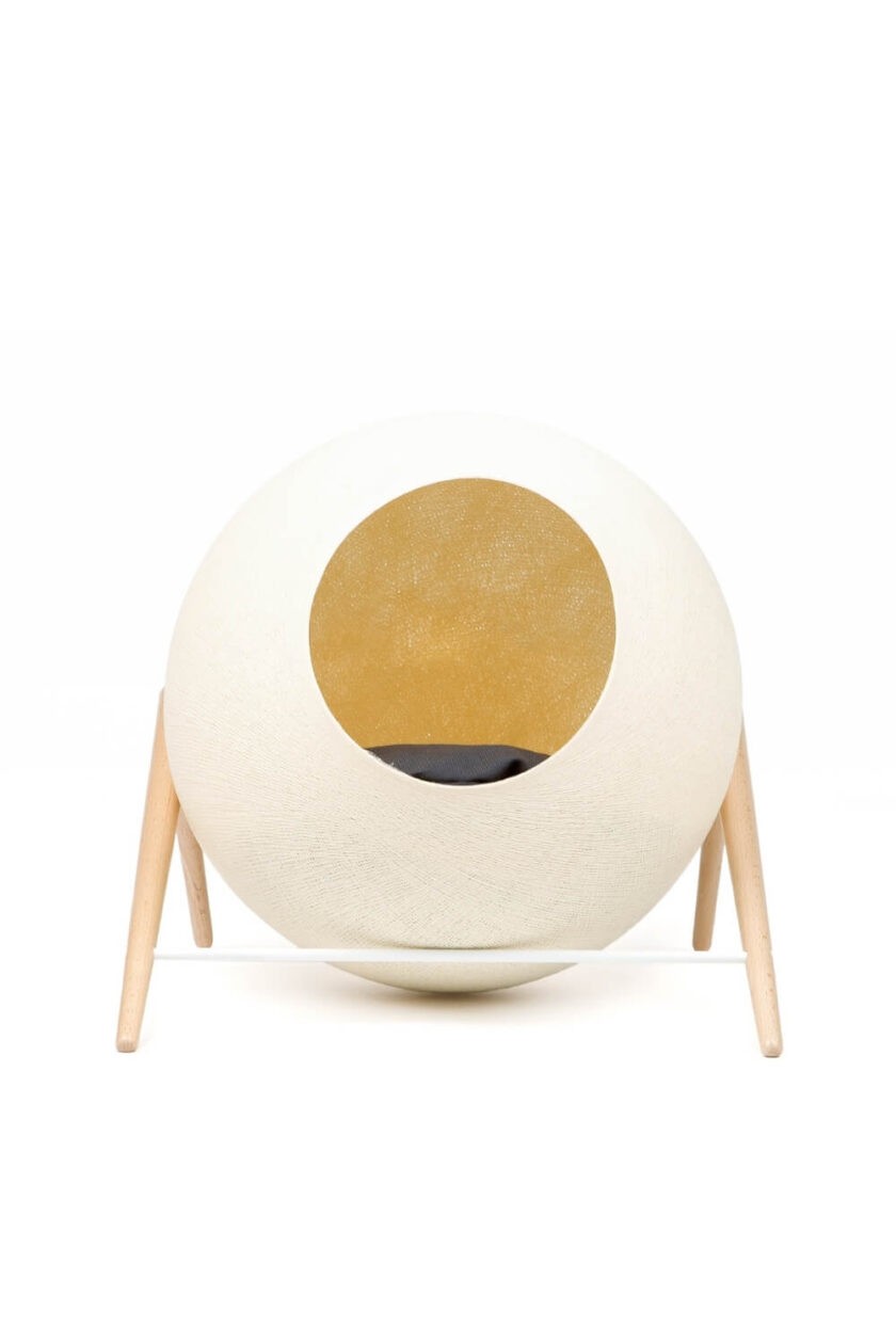 Woven sphere cat bed in wood and metal frame