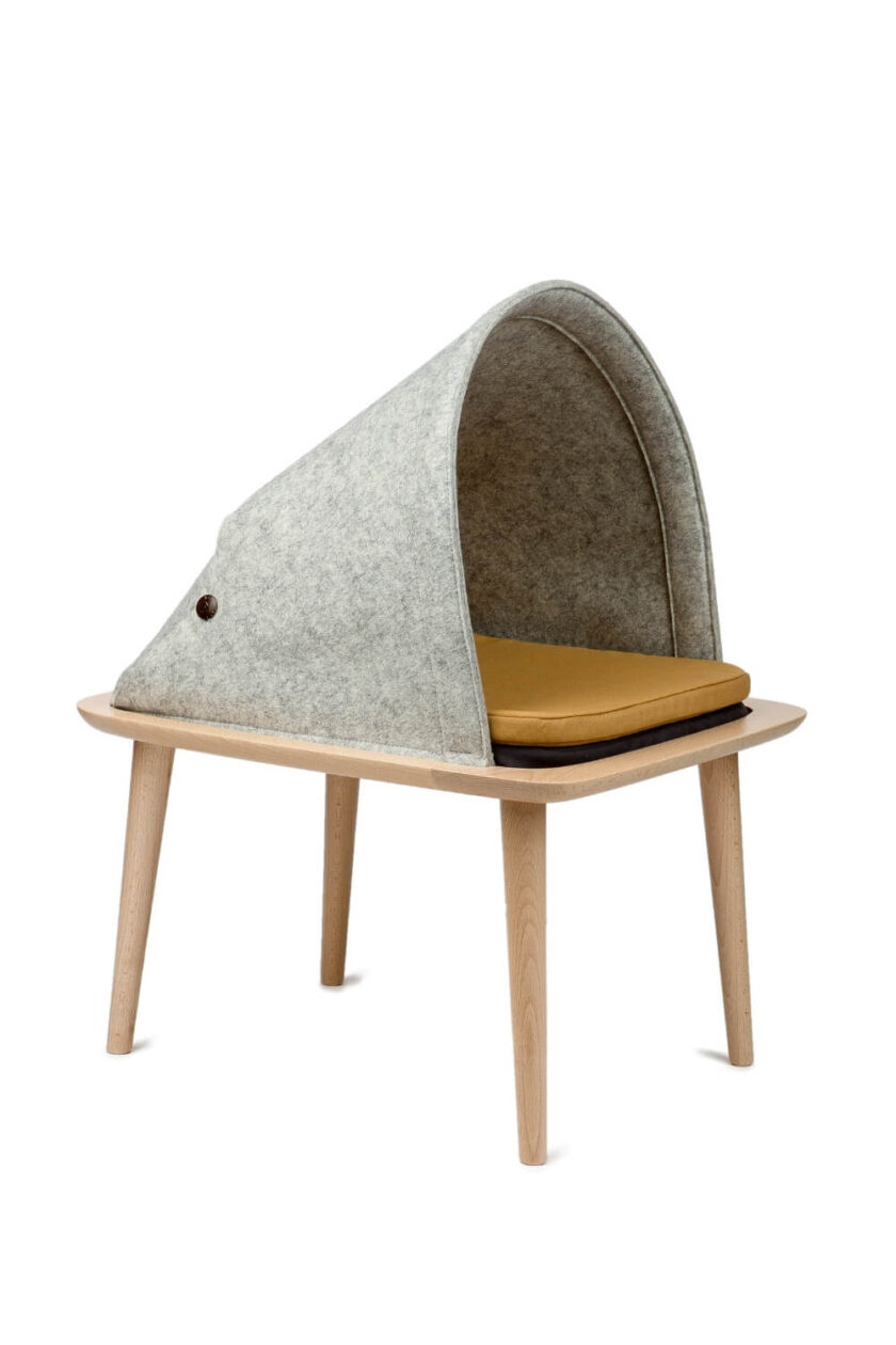 Elevated light grey felt dome cat bed 5
