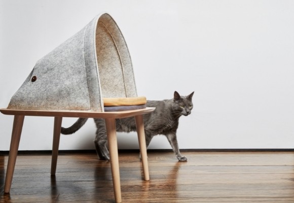 Elevated felt and wood dome cat bed 11